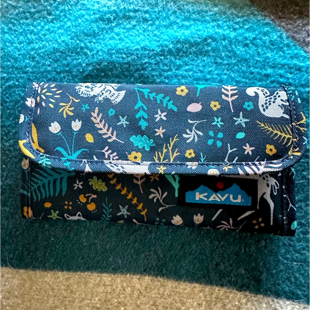 Kavu Mondo Spender wallet
